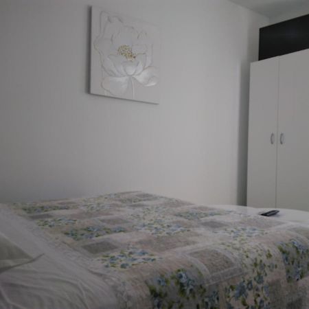 Lemon House Hotel Vis Kültér fotó